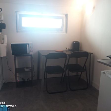 Апартаменти Etablissements Coulon Saint-Joseph En Face De Bagatelle Таланс Екстер'єр фото